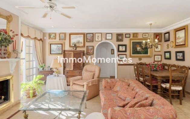 Resale - Villa - Marbella - El Rosario