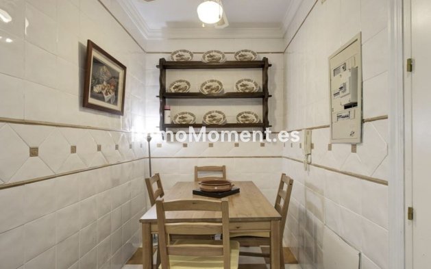 Resale - Villa - Marbella - El Rosario