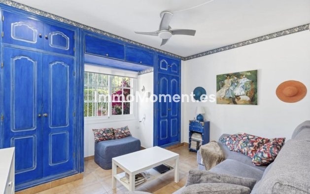 Resale - Villa - Marbella - El Rosario