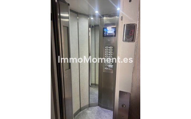 Wiederverkauf - Wohnung - Torremolinos - Torremolinos Centro