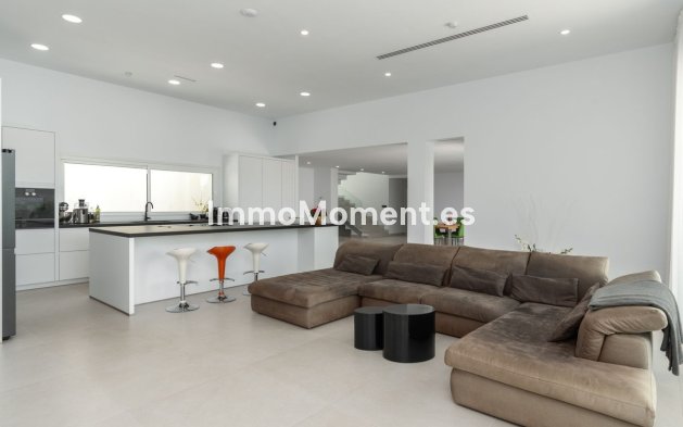 Revente - Villa - Marbella - La Mairena