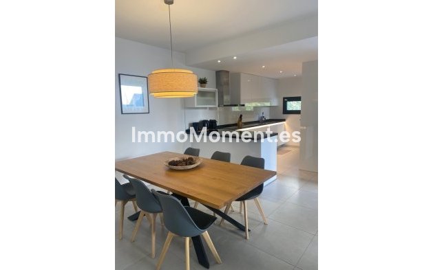 Revente - Maison mitoyenne - Estepona  - Estepona Centro
