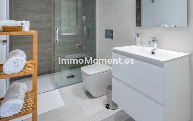 Revente - Maison mitoyenne - Estepona  - Estepona Centro