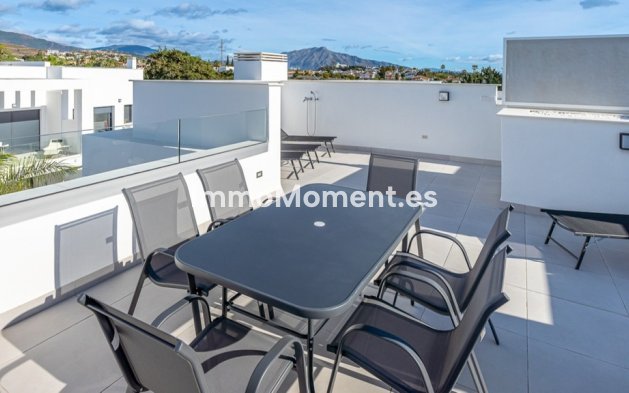 Revente - Maison mitoyenne - Estepona  - Estepona Centro