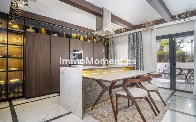 Revente - Appartement - Marbella - Nueva Andalucía