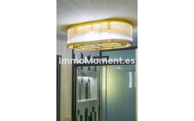 Revente - Appartement - Marbella - Nueva Andalucía