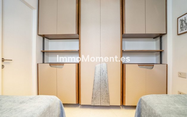 Revente - Appartement - Marbella - Nueva Andalucía