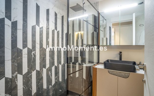 Revente - Appartement - Marbella - Nueva Andalucía