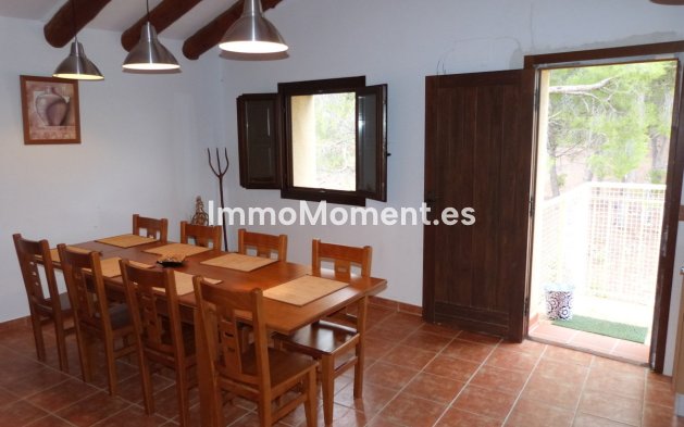 Resale - Villa - Ibi - Ibi Centro