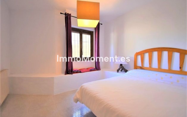 Wiederverkauf - Villa - Orihuela - Villamartin