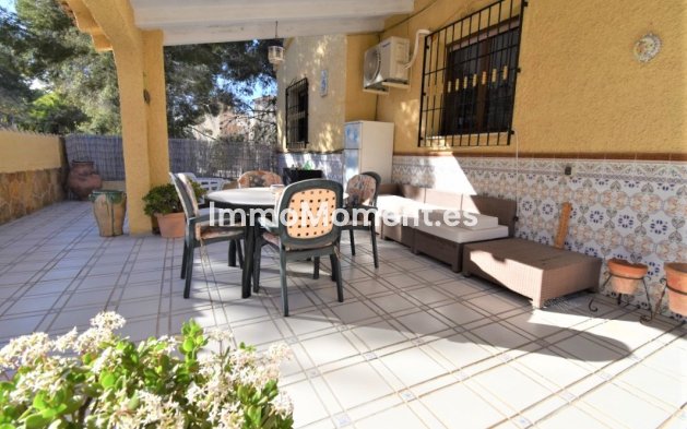 Wiederverkauf - Villa - Orihuela - Villamartin