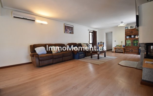 Wiederverkauf - Villa - Orihuela - Villamartin