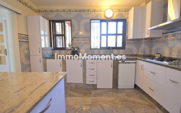 Wiederverkauf - Villa - Orihuela - Villamartin