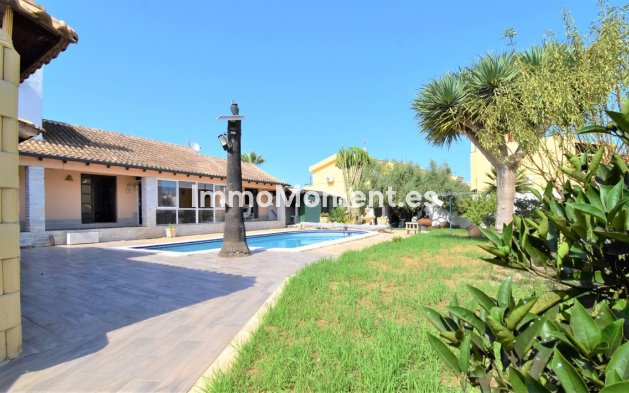 Wiederverkauf - Villa - Orihuela - Villamartin