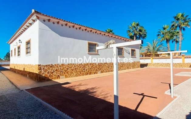 Resale - Villa - Catral - Catral Centro