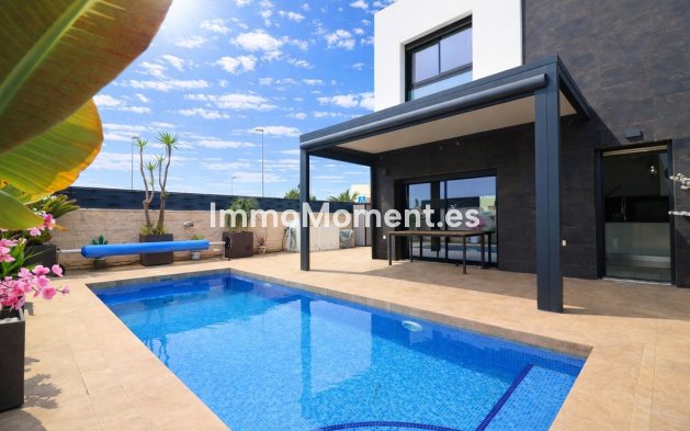 Bestaande woning - Villa - Benijofar