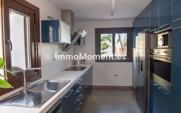 Revente - Villa - Benalmadena - Benalmadena Centro