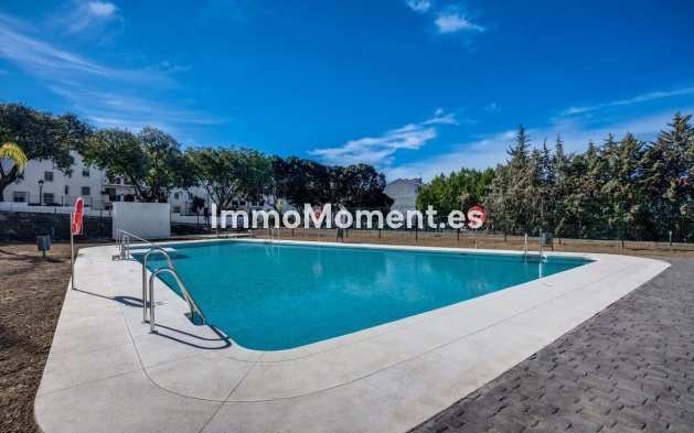 Revente - Appartement - Estepona  - Estepona Centro