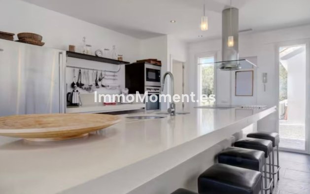 Wiederverkauf - Villa - Manilva - Manilva Centro