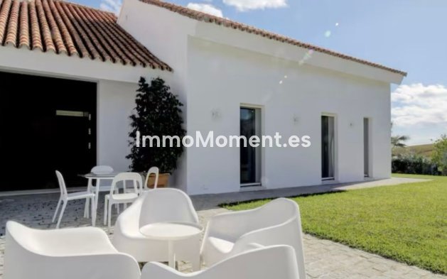 Wiederverkauf - Villa - Manilva - Manilva Centro