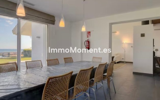 Wiederverkauf - Villa - Manilva - Manilva Centro