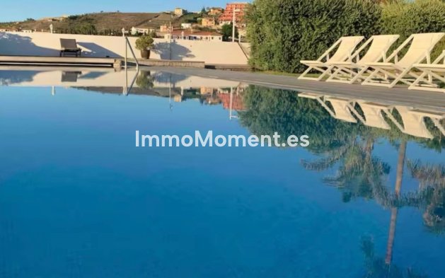 Wiederverkauf - Villa - Manilva - Manilva Centro