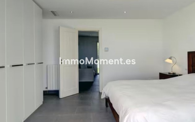 Wiederverkauf - Villa - Manilva - Manilva Centro