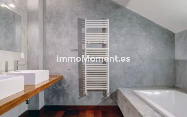 Wiederverkauf - Villa - Manilva - Manilva Centro