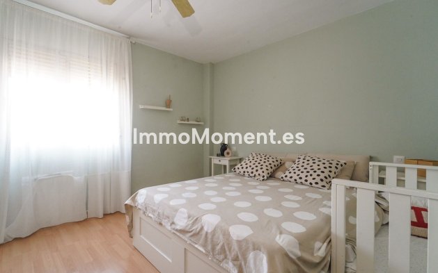 Resale - Apartment - Málaga - Málaga Centro