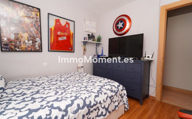 Resale - Apartment - Málaga - Málaga Centro