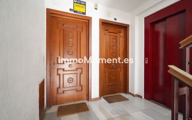 Resale - Apartment - Málaga - Málaga Centro