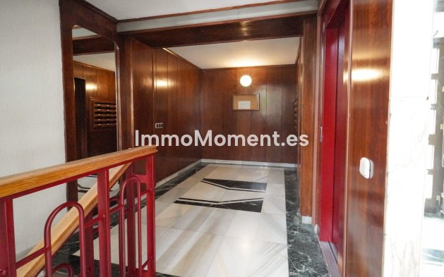 Resale - Apartment - Málaga - Málaga Centro