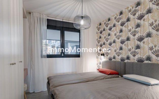 Wiederverkauf - Wohnung - Estepona  - Selwo