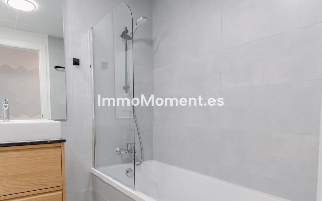 Wiederverkauf - Wohnung - Estepona  - Selwo