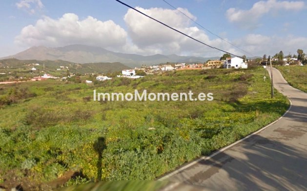 Wiederverkauf - Land - Estepona  - Estepona Centro