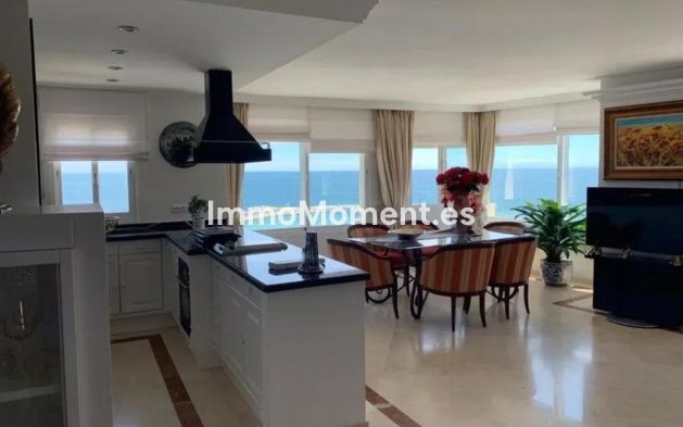 Wiederverkauf - Wohnung - Estepona  - Estepona Centro