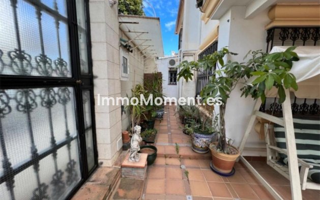 Wiederverkauf - Villa - Marbella - Nueva Andalucía