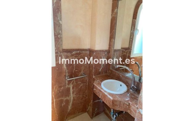 Wiederverkauf - Villa - Manilva - Manilva Centro