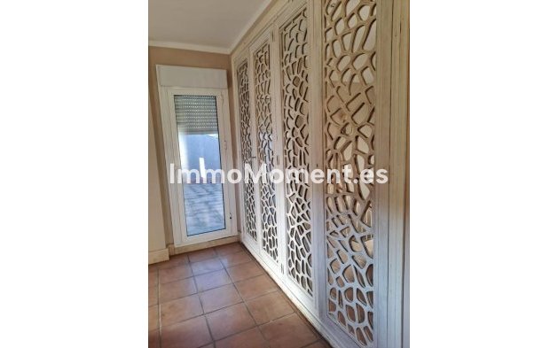 Wiederverkauf - Villa - Manilva - Manilva Centro