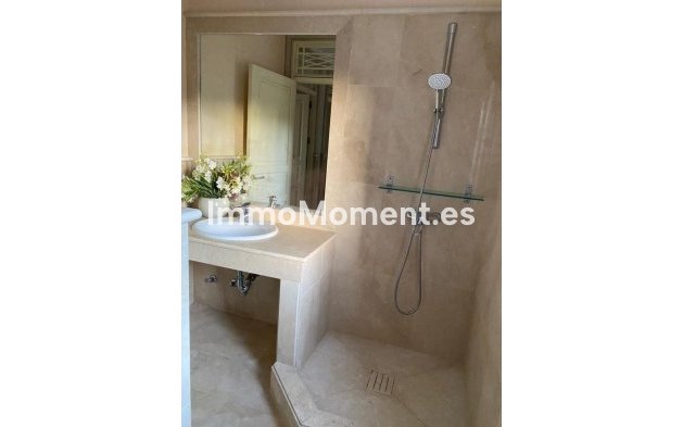 Wiederverkauf - Villa - Manilva - Manilva Centro