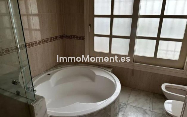 Revente - Villa - Marbella - Marbella Centro