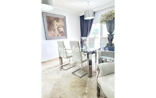 Wiederverkauf - Wohnung - Marbella - Guadalmina Alta