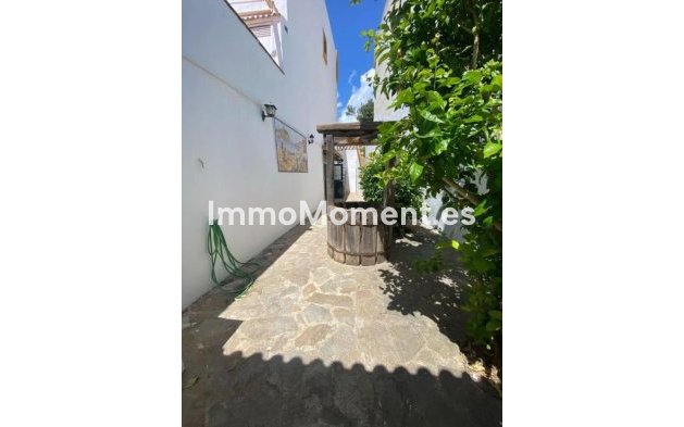 Reventa - Villa - Marbella - Marbella Centro