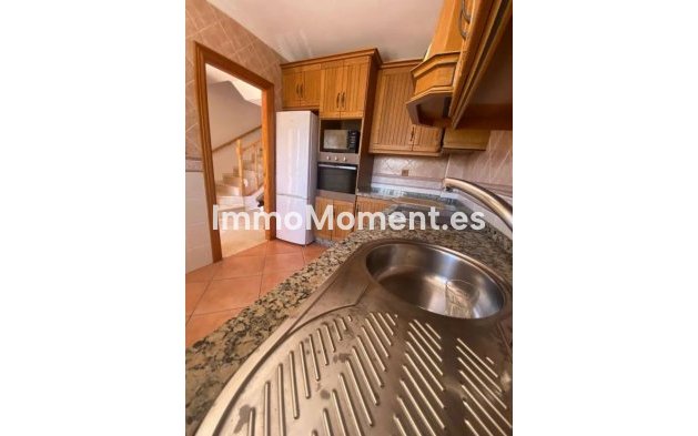 Reventa - Villa - Marbella - Marbella Centro