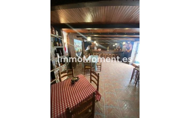 Reventa - Villa - Marbella - Marbella Centro