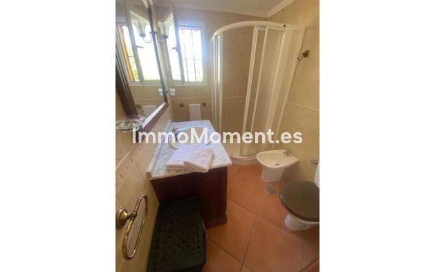 Reventa - Villa - Marbella - Marbella Centro