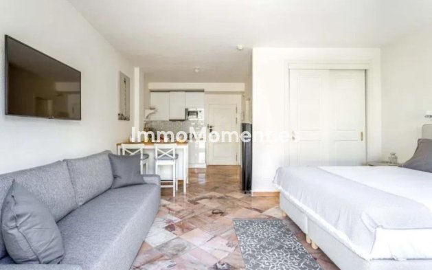 Reventa - Apartamento - Marbella - Elviria