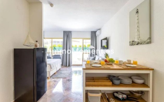 Reventa - Apartamento - Marbella - Elviria