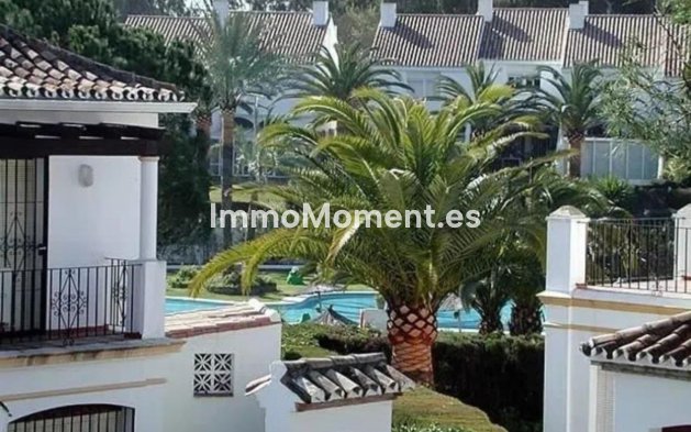 Wiederverkauf - Villa - Estepona  - Estepona Centro