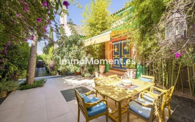 Wiederverkauf - Villa - Marbella - Marbella Centro